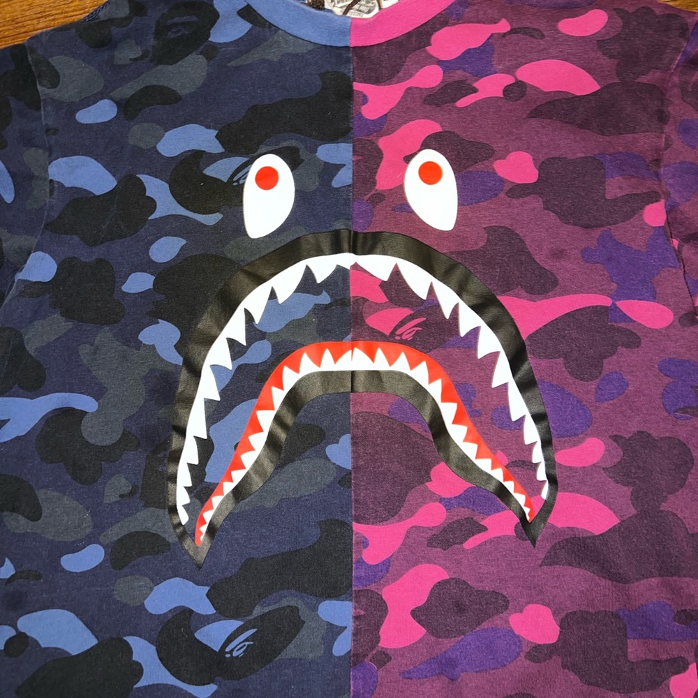A BATHING APE BAPE World Gone Mad Pink Blue Camo Split Short Sleeve Shirt Size M - Picture 2 of 9